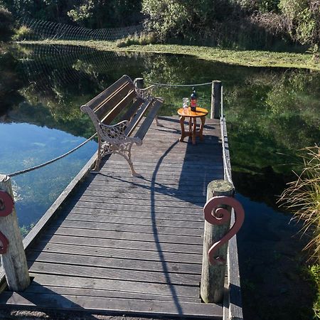 Kiwi Cabin And Homestay At Koru With Hot Tub Barrytown Extérieur photo